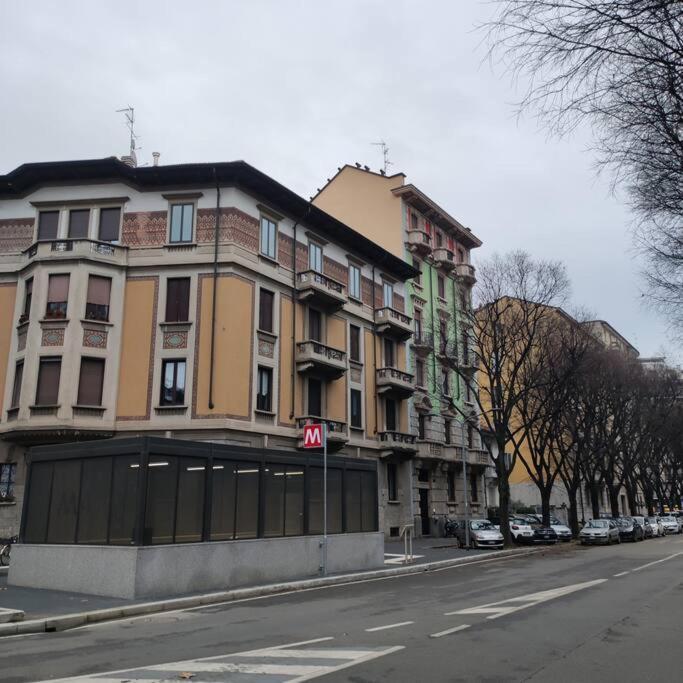 Monolocale Intimo Con Terrazzino Apartment Milan Luaran gambar