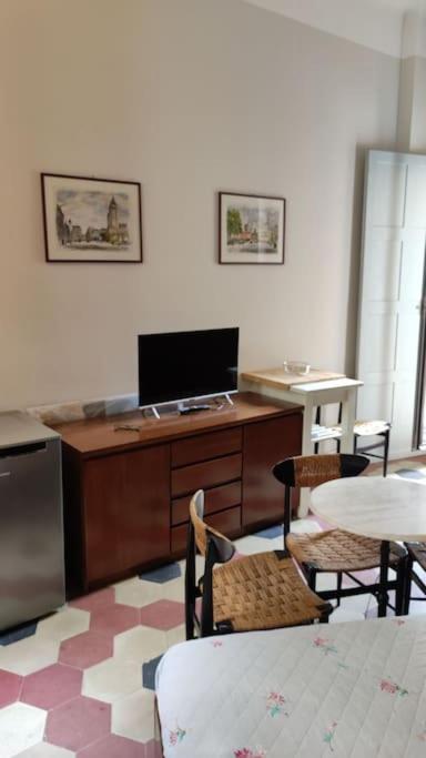 Monolocale Intimo Con Terrazzino Apartment Milan Luaran gambar